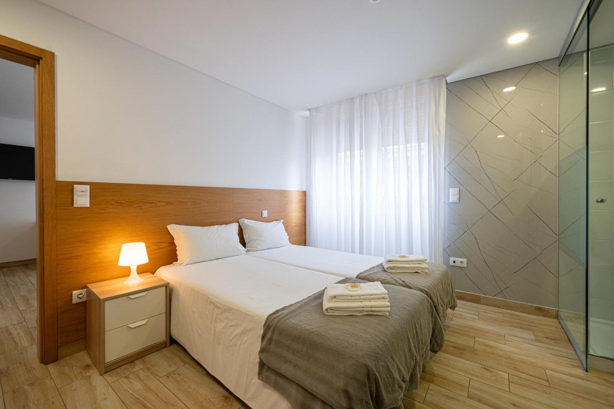Central Suites Сан-Жуан-да-Мадейра Екстер'єр фото
