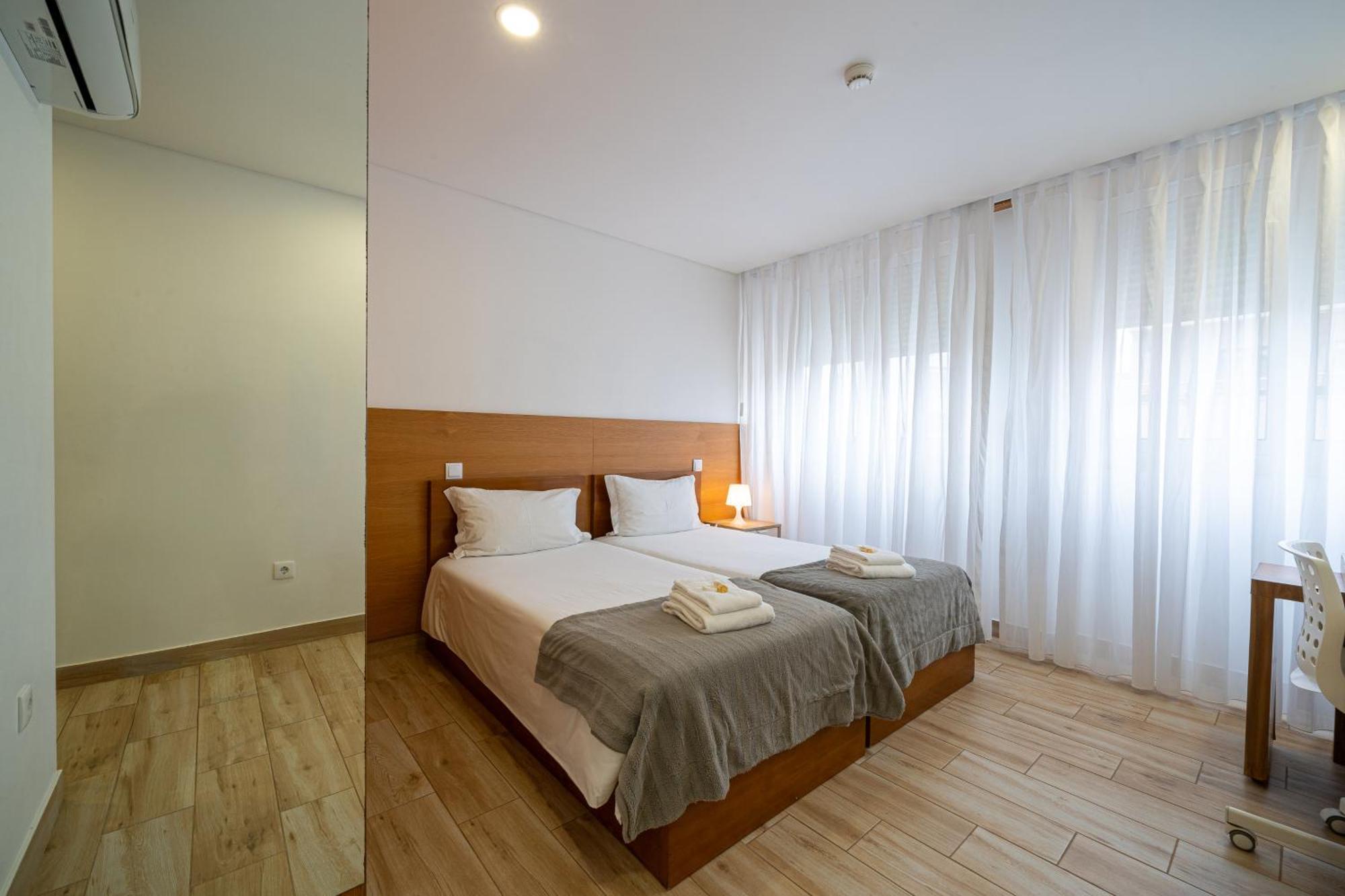 Central Suites Сан-Жуан-да-Мадейра Екстер'єр фото