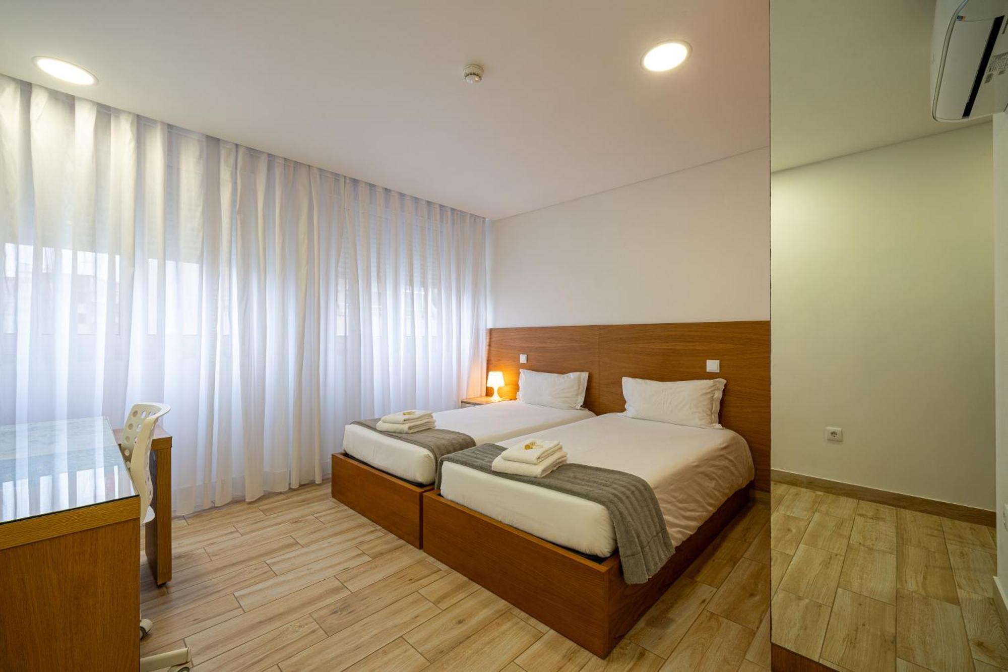 Central Suites Сан-Жуан-да-Мадейра Екстер'єр фото