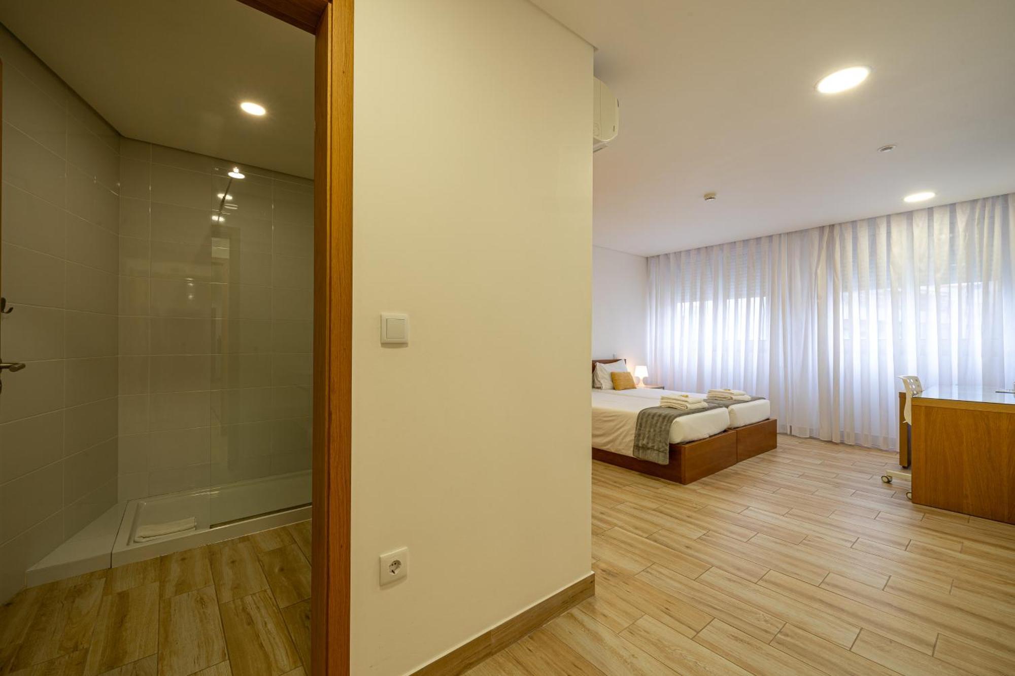 Central Suites Сан-Жуан-да-Мадейра Екстер'єр фото
